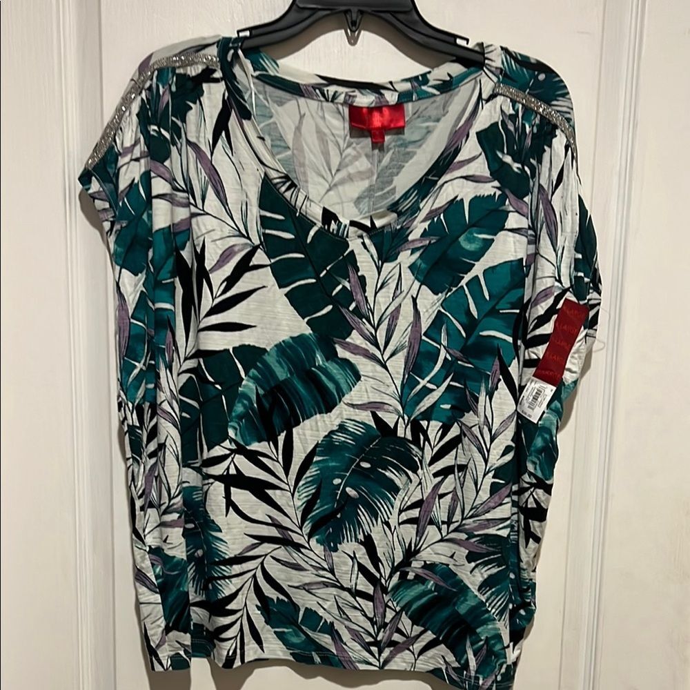 Jennifer Lopez Green and White embellished at shoulder Relaxed shirt